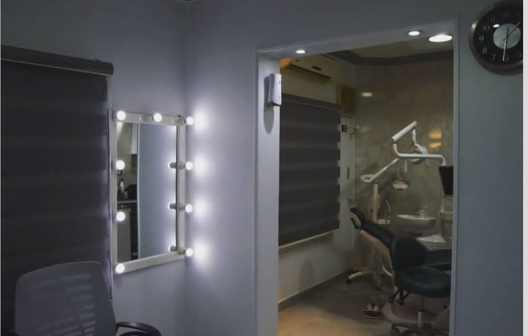 Crown Dental Clinic gallery image 5